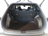 広々としたラゲージスペースを備えています。大きなものや長さのある荷物もしっかりと積み込めます。