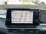 最近ではスマホをナビ代わりにしたりしますが運転中の操作が危ない、すぐに熱くなる、電話がかかってきたら使えないなどデメリットも多いです。まだまだカーナビは必須です。
