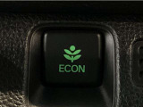★ECONスイッチ★ エコドライブを加速しよう!スイッチをONにすると、運転の仕方によるロスを抑え込み燃費をよくするようクルマが頑張ります(*^ー^*)燃費向上にチャレンジ♪