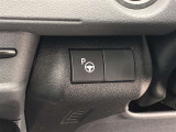 自動パーキングアシストが装備されおり、安心して駐車が出来ます!!