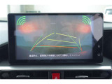 バックガイドモニターで、後方を確認しながら安心して駐車することができます。運転初心者も熟練者も必須の機能ですよ!