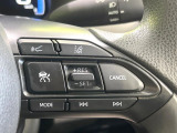 【レーダークルーズコントロール】高速道路での長距離走行が楽に!!自動で速度を保つクルーズコントロールが、衝突軽減システムと連携し、前方の車両を感知して車間を保つように速度調節してくれます!!