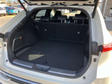 ラゲージスペース★シートを倒せばラゲージスペースも広がります!!