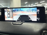 【360&deg;ビューモニター】専用のカメラにより、上から見下ろしたような視点で360度クルマの周囲を確認することができます☆死角部分も確認しやすく、狭い場所での切り返しや駐車もスムーズに行えます。