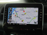 タッチパネルで使いやすい純正メモリーナビ。