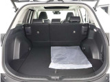 広々としたラゲージスペースを備えています。大きなものや長さのある荷物もしっかりと積み込めます。