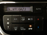 【オートエアコン】汗ばむ夏・ジメジメする梅雨時・冷え冷えする冬も快適☆♪ 簡単操作で、春夏秋冬 一年中快適です♪お好みの温度をセットするだけで、エアコンの風量などを自動でコントロールします♪☆