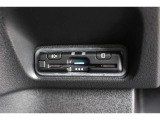 ETC車載器を装着しております。有料道路の料金所もスマートに通過できます。