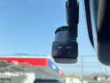 前後にドライブレコーダー装備です!もしもの時やあおり運転の証拠映像は自分の身を守る為にも必要ですね!