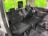 3列目シートはもちろん状態良好☆大人でもゆったりと座って頂けますので、大人数でのお出かけもラクラクです♪ご家族で、気の知れた仲間で、ドライブに行くのが楽しみですね♪