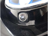 バックカメラが付いているので後方確認が非常にしやすいです。今や運転初心者も熟練者も必須装備!ついていて損はないですね♪