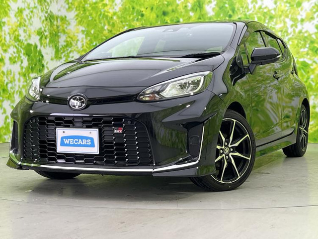 アクア GRスポーツ