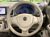 ステアリングも使用感が少なく、きれいな状態となっております♪