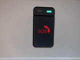 【SOSコール】急病時や危険を感じた時には、SOSコールスイッチを押してください。万が一の事故発生時には、エアバッグ展開と連動し自動通報されます。