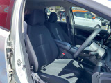 適度なホールド感と快適な座り心地の運転席シートまわり!