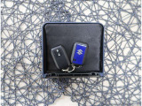 【スマートキー】キーをバッグやポケットに入れたままでもドアロックの開閉が出来るほか、エンジンキーを挿さなくてもエンジンスタートストップが出来ちゃいます!