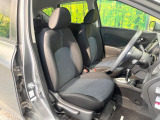 運転席シート廻りは使用感も少なく、良好な状態となっています。前オーナー様が丁寧に使っていたことがよくわかりますね。