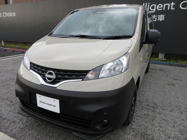 NV200バネット 1.6 16X-2R アウトドア ブラック エディション 