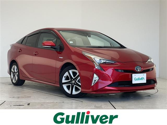 トヨタ プリウス 