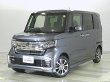 ホンダカーズ東京中央。砧店へようこそ。 当社下取りのお墨付き車両。人気車両で充実装備の一台。おススメです。どうぞご覧くださいませ。