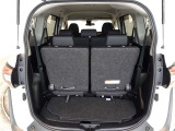7人乗車時のトランクルームです、コンパクトですが日常使いなら十分なスペースです。