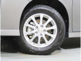 スタッドレスタイヤにはアルミホイール装着しております〇