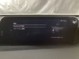 Apple Carplay・Android Auto対応!マツダ コネクト(コマンダーコントロール)でスマートフォンを操作して、通話、音楽を聴いたり、マップで目的地を調べることができます。
