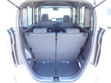 ◆定員乗車時のカーゴルームです。普段のお買い物の荷物やたくさんの収納が可能です。