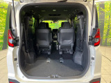 後席を格納すると、これだけの広さが!シーンに合わせたシートアレンジで、大きな荷物も積むことが出来ます♪