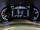 TFTカラーインフォメーションディスプレイを使ったメーター!スピード表示はデジタルとアナログの切替が可能!インフォメーションディスプレイではクルマのいろいろな情報が確認できるようになっています!