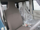 シートは傷みやシミなど見受けられないきれいな状態です