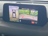 【360&deg;ビューモニター】専用のカメラにより、上から見下ろしたような視点で360度クルマの周囲を確認することができます☆死角部分も確認しやすく、狭い場所での切り返しや駐車もスムーズに行えます。