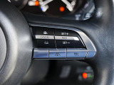 前走車両の速度に合せて、自車の速度を調整できる「MRCC(マツダレーダークルーズコントロール)」を装備しています。