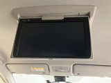 後席モニター装備しております!