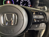 ハンドルにHondaセンシング系のクルーズコントロールやレーンキープアシストなどのスイッチが装備されています。ハンドルから手を離さず安全に操作できます。