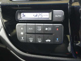 フルオートエアコン装備。