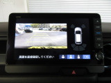 バックカメラの画像です。ガイドラインがスムースな車庫入れをサポートいたします!車庫入れの安心感がアップしますね☆