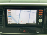 ディラーオプションの純正メモリーナビ フルセグTV(MM113D-W)が装着されています。