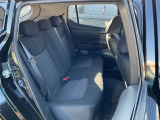 リヤシートもゆったりです。