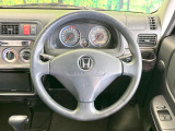 ステアリングも使用感が少なく、きれいな状態となっております♪