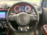 ステアリングも使用感が少なく、きれいな状態となっております♪