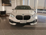 群馬BMWプレミアムセレクション前橋は認定中古車販売のスペシャリストとして品質へのこだわり、特に喫煙歴の無いだれもが気持ちよく購入検討いただける車両を展示しております。遠方からもお問い合わせください。