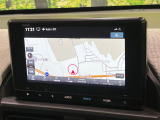 【純正ナビ】人気の純正ナビを装備。オーディオ機能も充実しており、Bluetooth接続すればお持ちのスマホやMP3プレイヤーの音楽を再生可能!毎日の運転がさらに楽しくなります!!