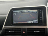 バックガイドモニター付いております!車庫入れの際にあると役立ちますよ♪