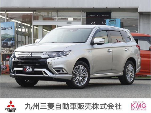 アウトランダーPHEV 2.4 G プラスパッケージ 4WD 