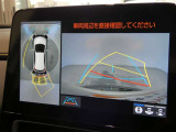 駐車も安心のバックモニターです。パノラミックビューモニター付きでより安心して駐車が行えます。