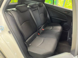 後部座席も気になるようなキズ・汚れやへたり等、大きなダメージはなく、良好な状態です。