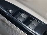 パワーウインドウを装備しております!後席ウインドゥの閉め忘れも運転席で解決できます♪