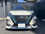NISSAN e-POWERを象徴するカラー『ブルー』のラインが特徴です。