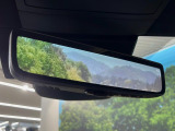 【デジタルインナーミラー】後席の大きな荷物や同乗者で後方が確認しづらい時でも安心!カメラが撮影した車両後方の映像をルームミラー内に表示。クリアな視界で状況の確認が可能です!